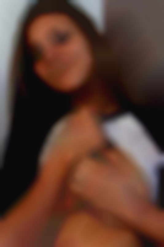 Personals in threesome girls centraliamo near Muscatine.